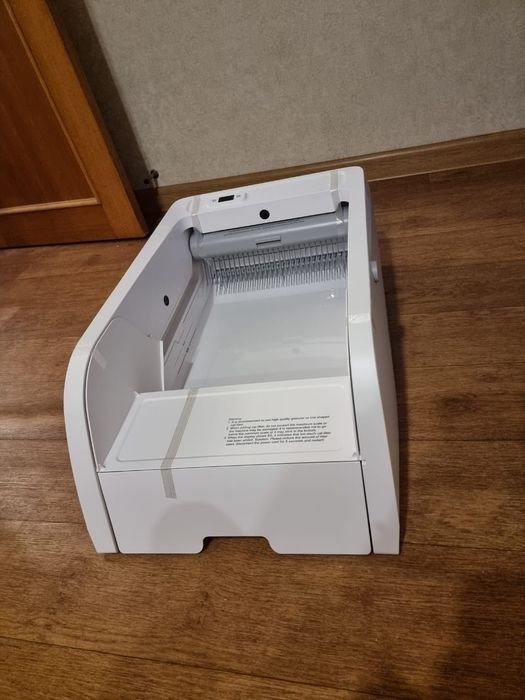 Автоматический лоток для кошек