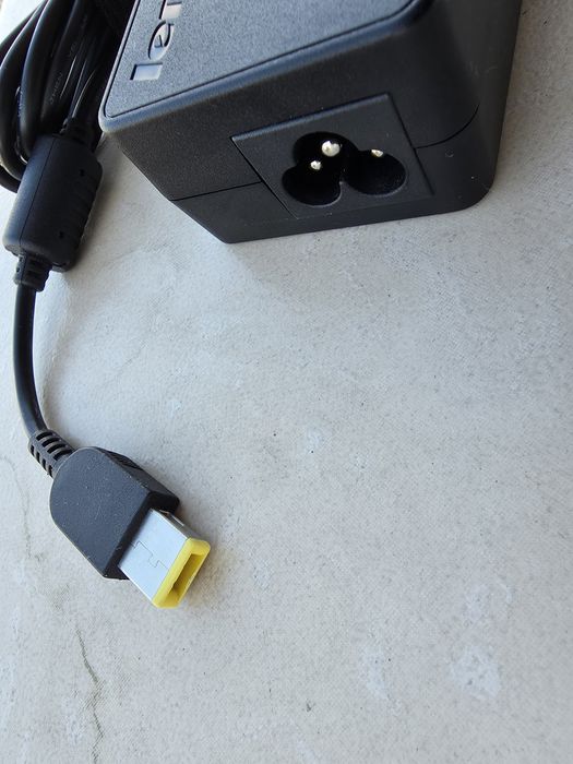 Alimentator docking station Lenovo 20V 4,5A 90W mufa USB-smart