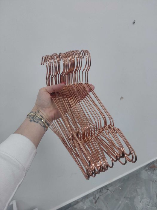 Закачалки за дрехи