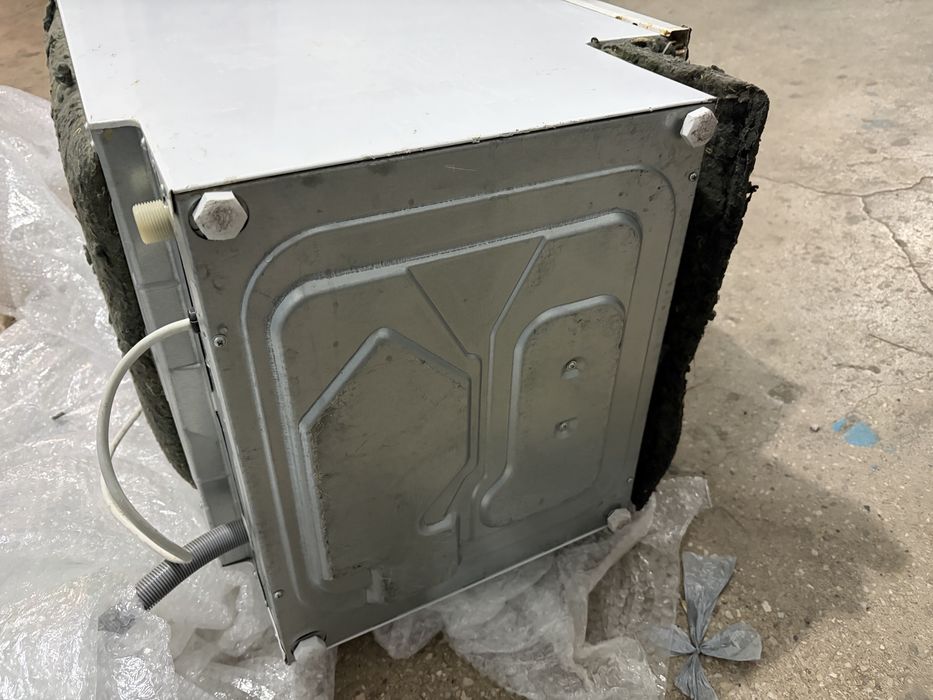 Посудомочная машина samsung