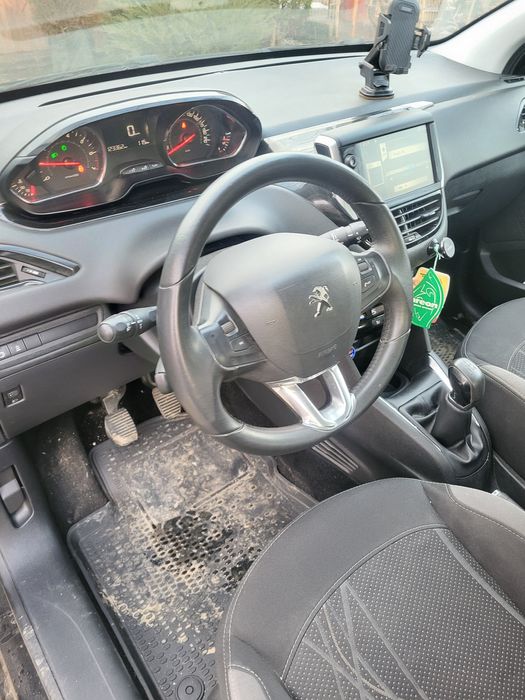 Vand  auto 2014 benzina