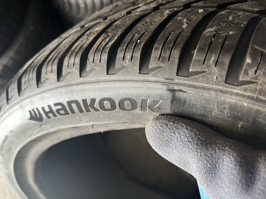 Два баллона – 225 / 40/ 18