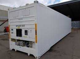 Холодильник рефрижератор с морозильной камерой