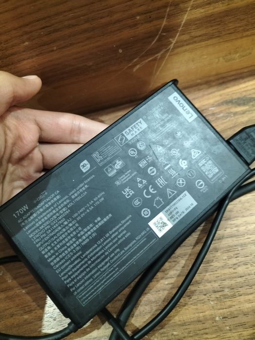 Lenovo Loq 15ARP9