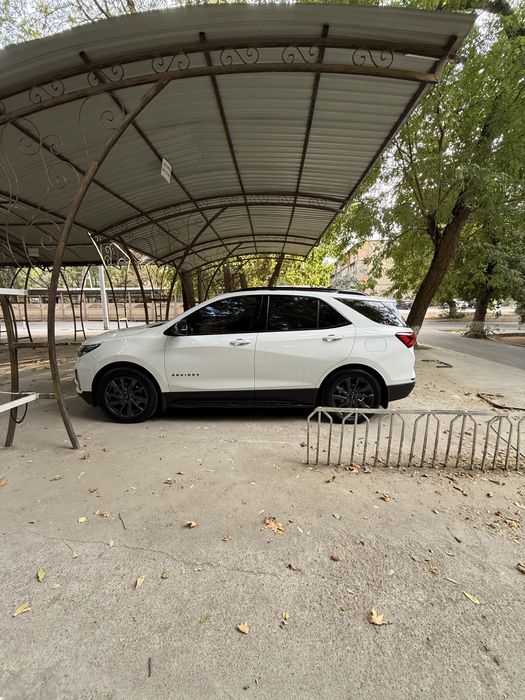 Автомобиль EQUINOX сотилади