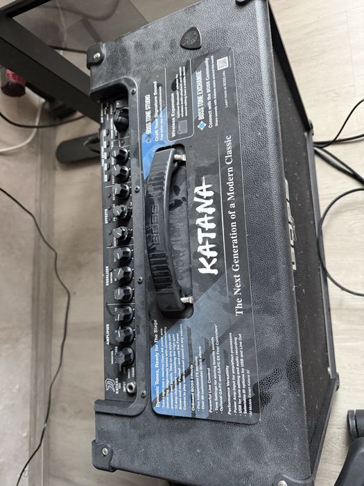 Китара Ltd Arrow 1000NT Fishman Fluence и Кубе BOSS KATANA 100 GRN3