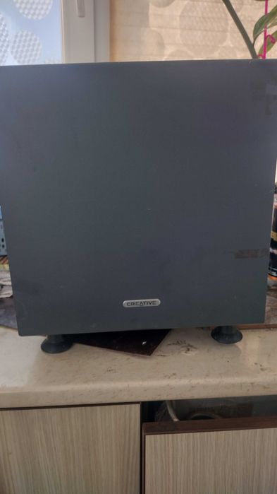 Subwoofer Creative 210W