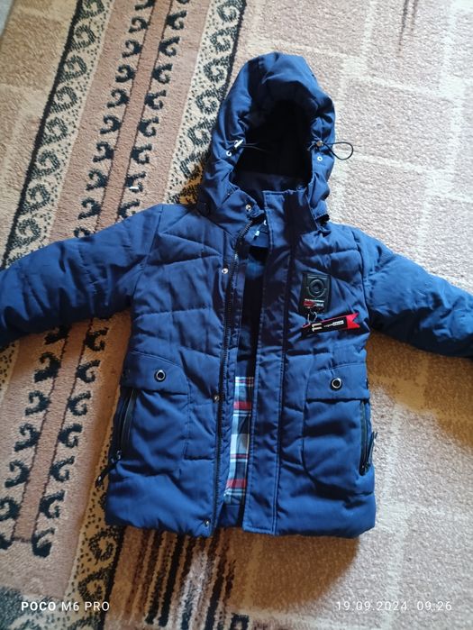 Продам куртку на мальчика