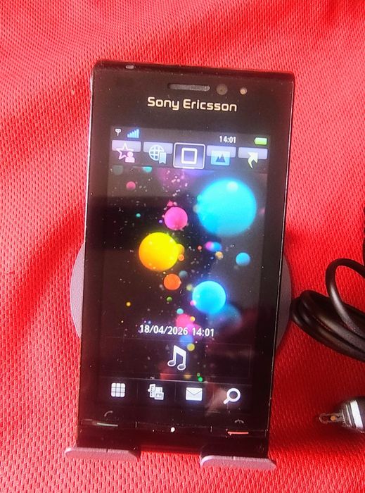 Sony Ericsson u1i  (decodat, lipsă capac baterie)