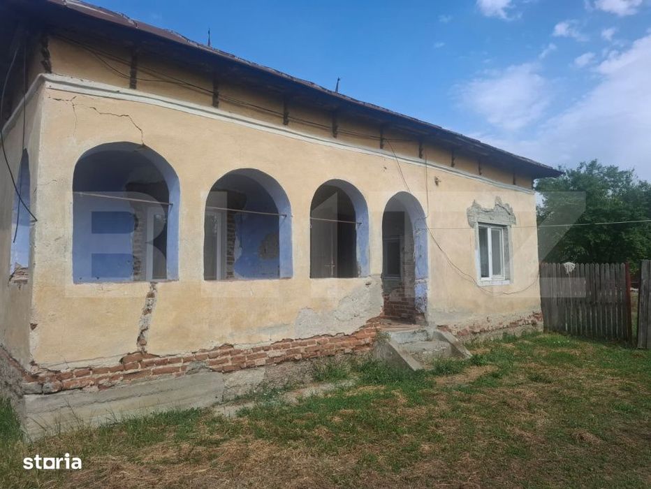 Casa de vanzare, 90 mp, teren  2.800 mp, zona Crangurile de Jos