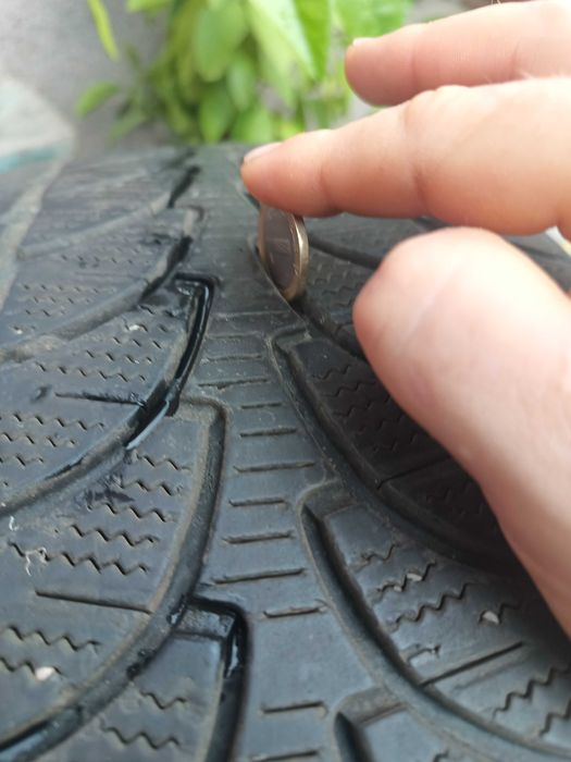 Зимни гуми 235 60 16