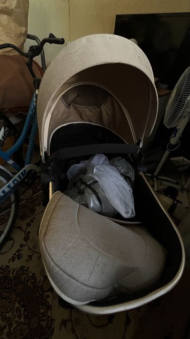 Коляска для прогулок