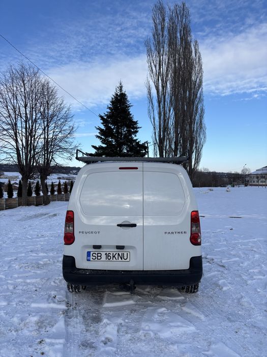 Furgonetă - Peugeot Partner 1.6, 2010, culoare albă, Cisnadie, Sibiu