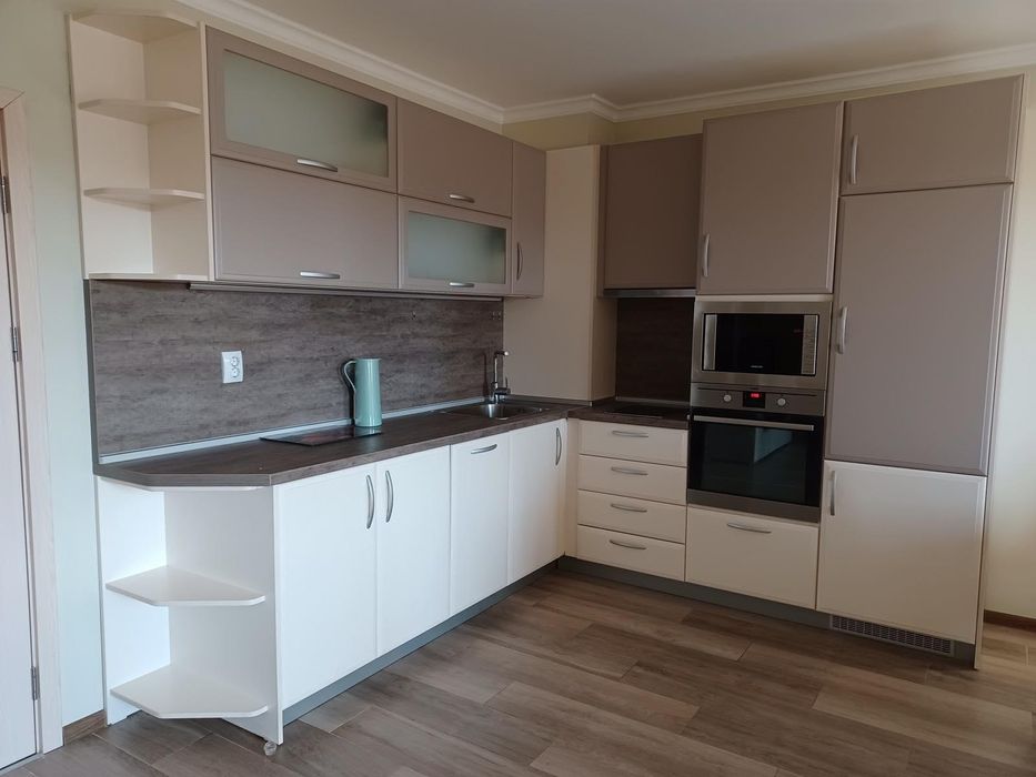 Дава се под наем Тристаен апартамент в София, Манастирски ливади - 120 кв.м за 942.99 € - Снимка #3