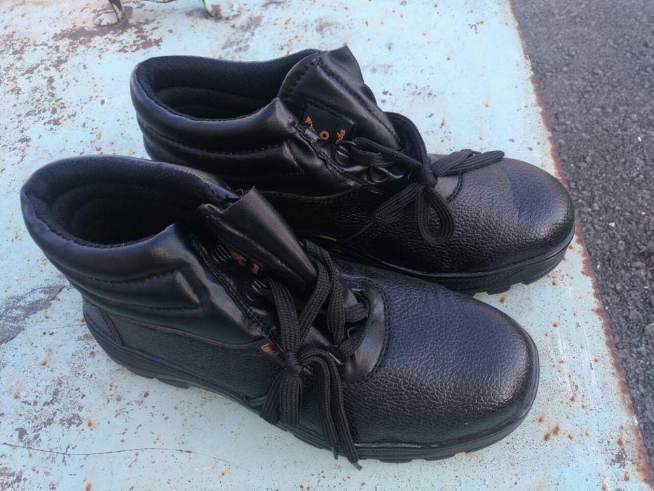 Продам специалезированную обувь