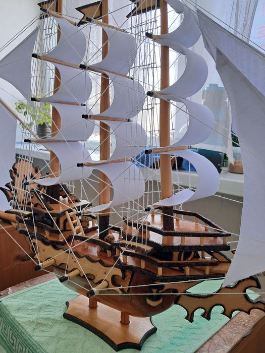 Корабль срочна сувенир