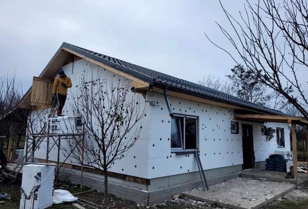 Vând containere de locuit