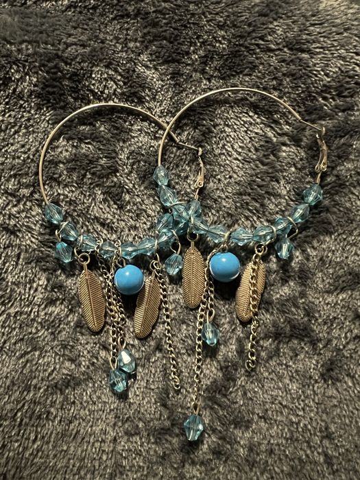 Обеци за повод или всеки ден