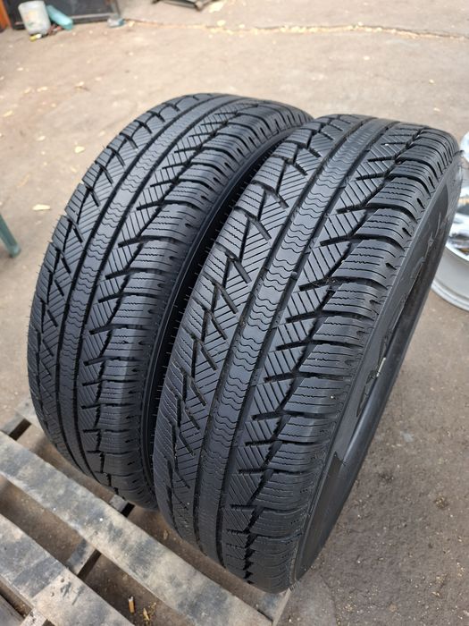 2бр. 225/75/16C Syron Everest