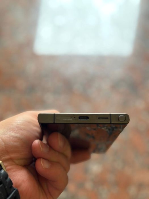 Продам Samsung Galaxy S24 Ultra 12/512
Состояние: идеальное, без царап