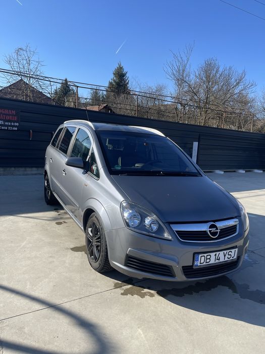 Opel Zafira 7 locuri