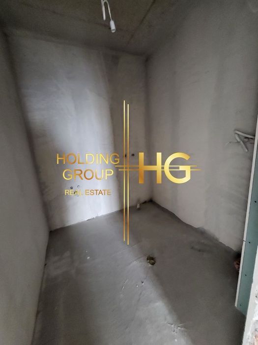 Продава се Тристаен апартамент в Варна, Център - 97 кв.м за 1784 €/кв.м - Снимка #1