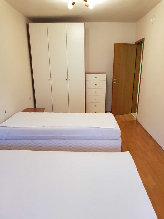 Дава се под наем Тристаен апартамент в Варна, Левски - 83 кв.м за 528.87 € - Снимка #4