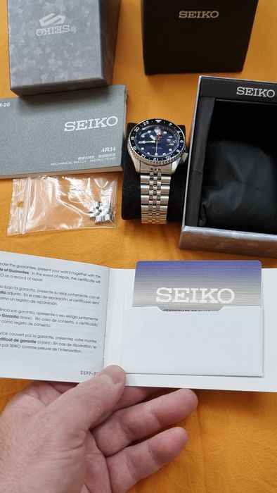 Мъжки часовник Seiko 5 Sport GMT Automatic SSK003K1