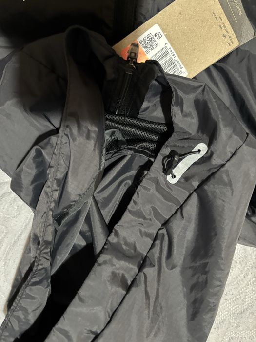 Geaca de alergare Nike S