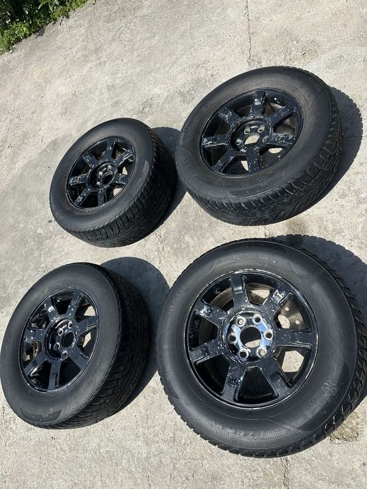 Cadillac Escalade 285.65R18