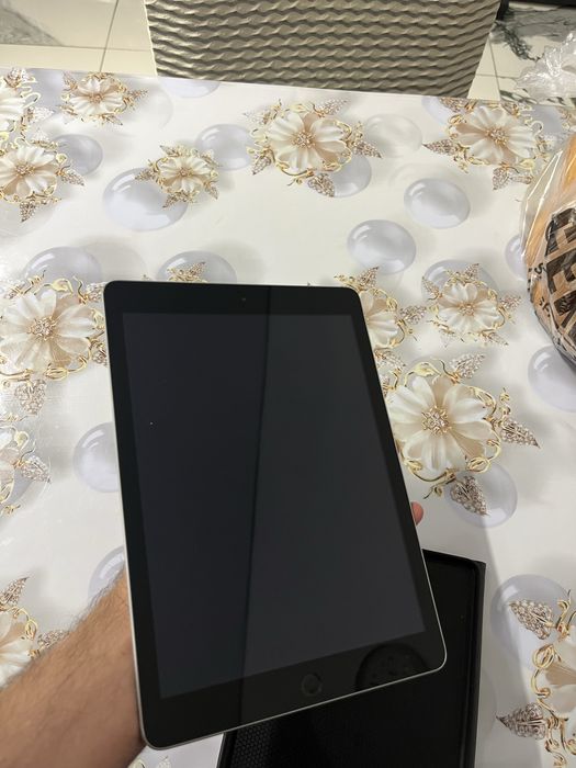 Ipad 5 gen32 продам в отл. с
