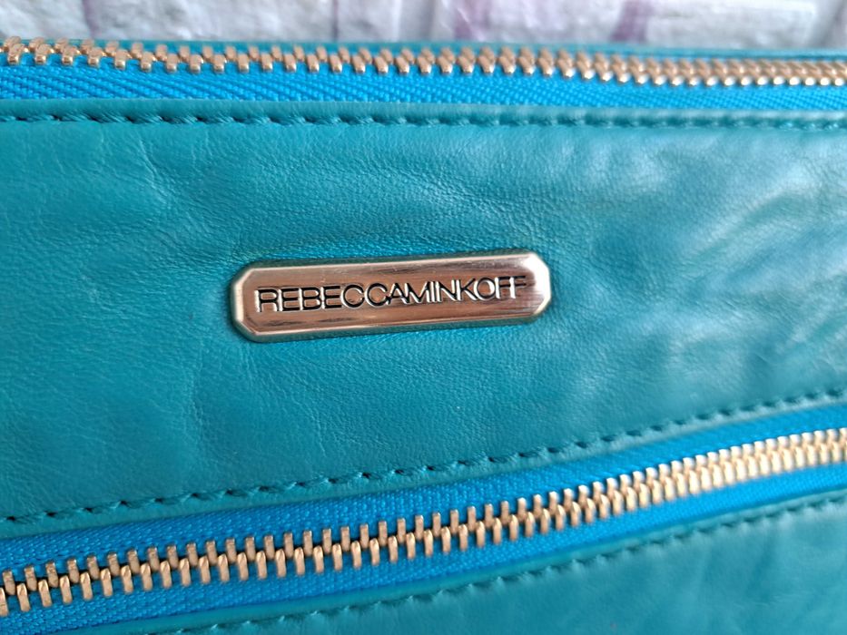 дамска чанта,малка кожена чантичка Rebecca Minkoff -естествена кожа,синя