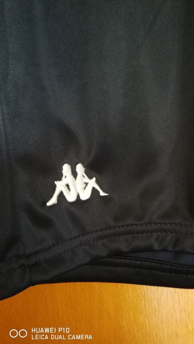 Vind short Kappa nou cu eticheta