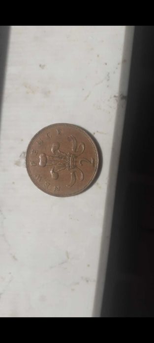 Moneda New Pence