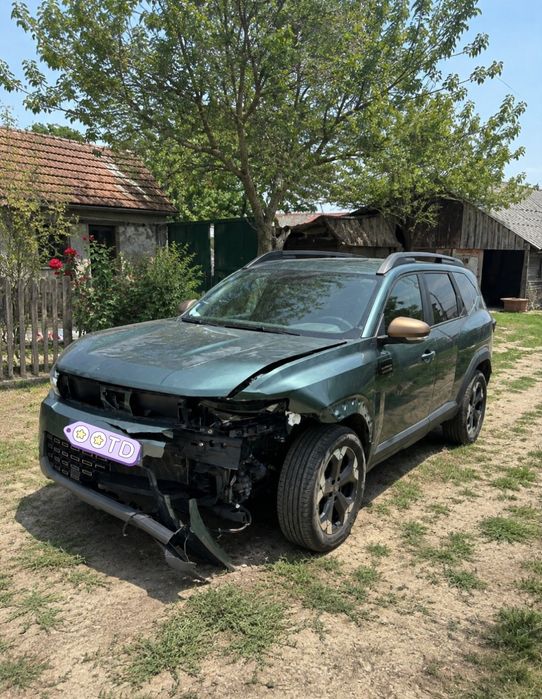 Dacia Bigster avariata