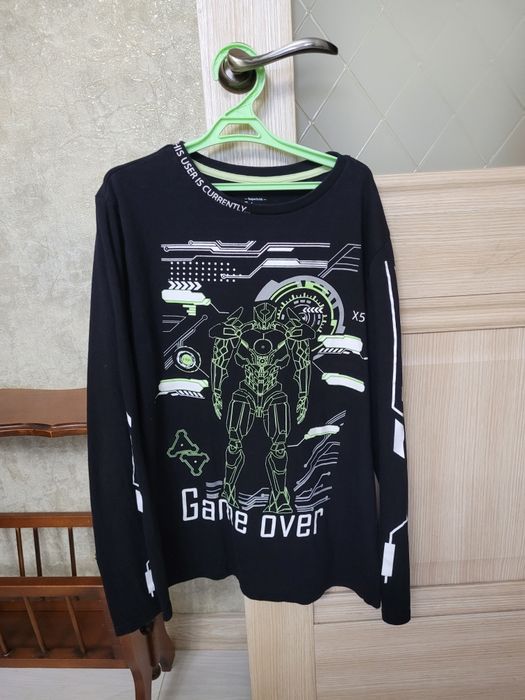 Продам одежду на подростка