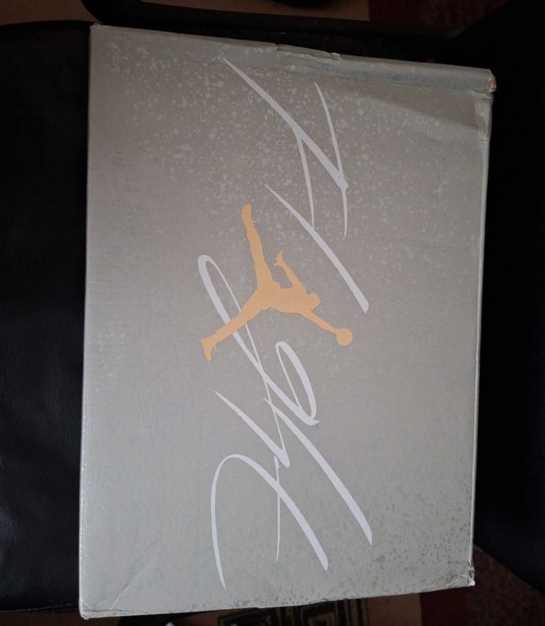 Air Jordan 4 Retro SE Craft