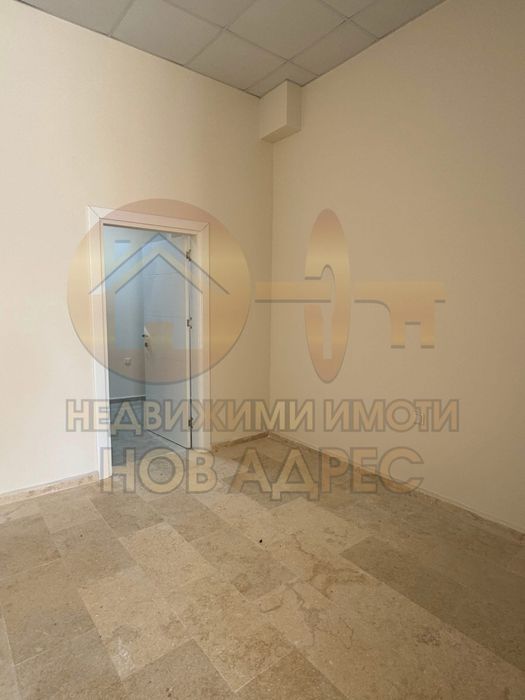 Дава се под наем Магазин в Търговище, Център - 55 кв.м за 408 € - Снимка #8