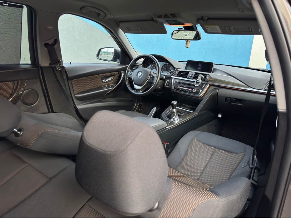 BMW 320d Touring (F31)
