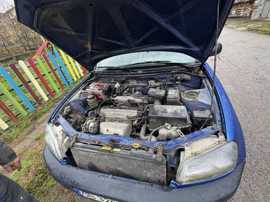 Джип Toyota Rav 4