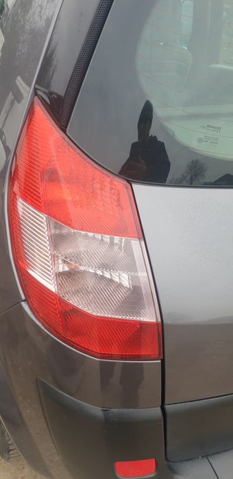 Far faruri, capota, bara,haion, stop, usa, trager Renault Scenic 2