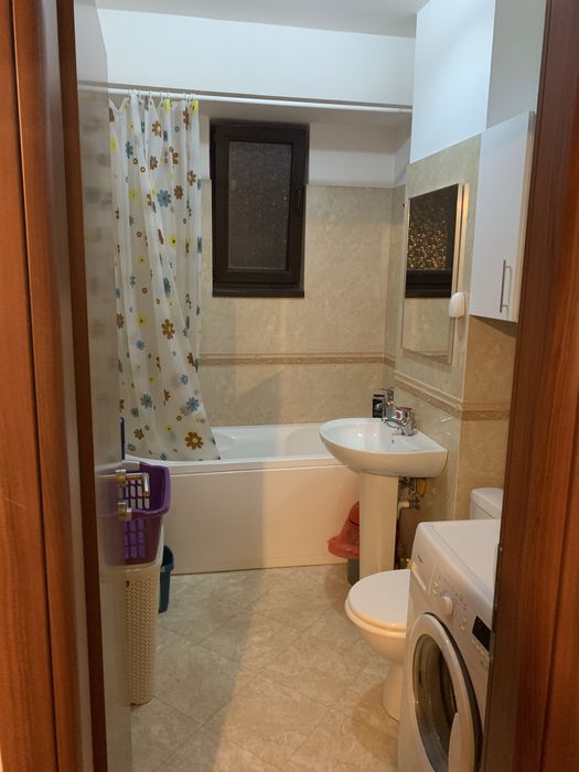 Inchiriez apartament 2 camere Nord Bloc nou
