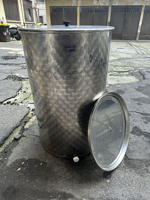 Bidon inox 300L cu robinet și capac Pentru vin, țuică sau alte lichide