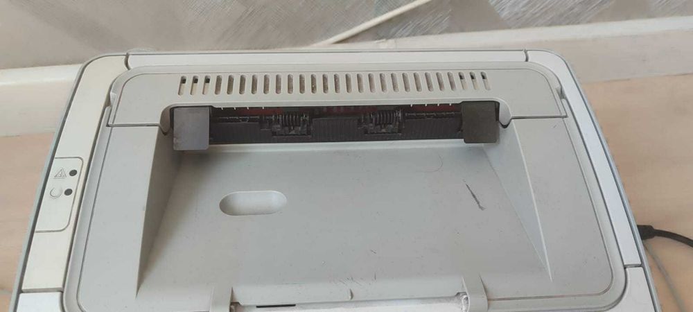 Принтер HP Laserjet P1005