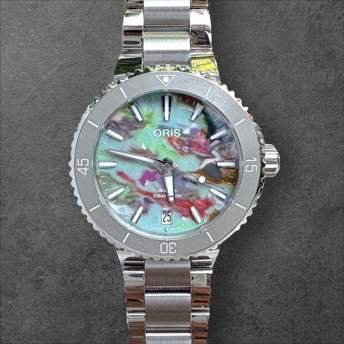 Oris Aquis Date "Upcycle" (36.5 мм) чисто нов фул комплект