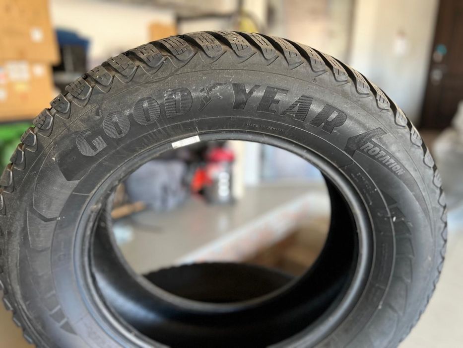 Продам резину в отличном состоянии!!!