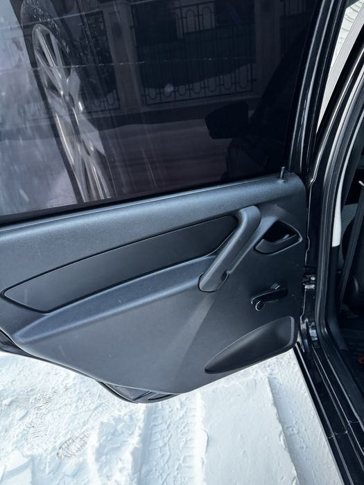 Продам авто лада гранта 2017 год