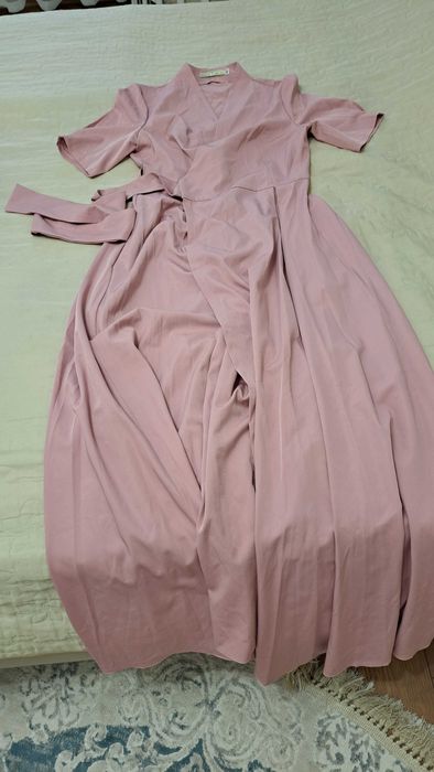 Платье в пол светлое