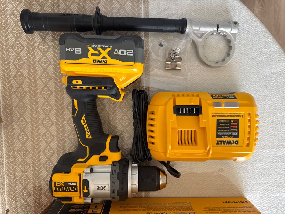 Шуруповерт дрель Dewalt DCD 1007WW1