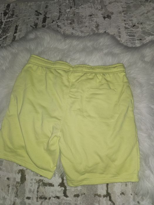 Свежи мъжки къси панталонки размер М,Л
